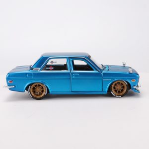 1971 DATSUN 510 Modified Version Car Model 1.24